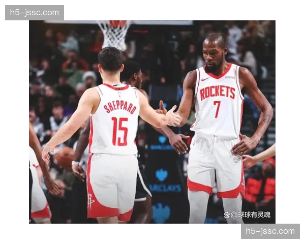 火箭全队助攻创赛季新高 进攻流畅度达到新的高度 火箭全队助攻创赛季新高 进攻流畅度达到新的高度